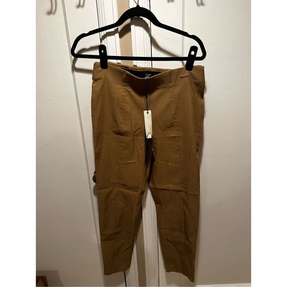 Tahari Size Medium Petite Khaki Dress Pants NWT - Picture 1 of 4